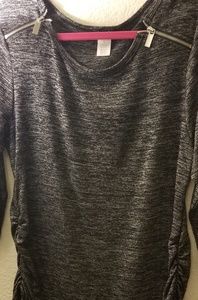 🖤 Grey Sweater Zipper Shoulder Top 🖤